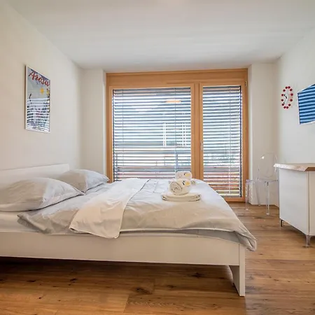 Apartament Planta Rosa By *